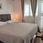 Seaside House Sparadici, Sibenik - 24313 Holiday home Grebastica
