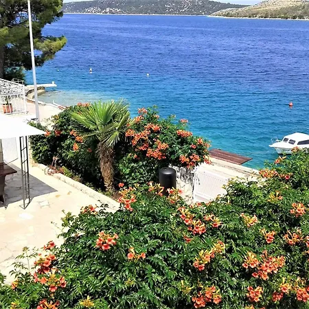 Ferienhaus Seaside House Sparadici, Sibenik - 24313 *