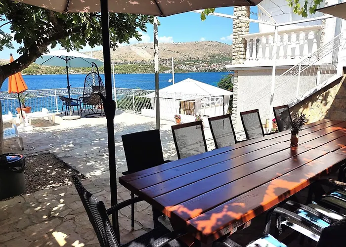 Seaside House Sparadici, Sibenik - 24313 בית נופש