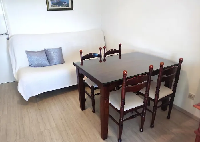 Seaside House Sparadici, Sibenik - 24313 בית נופש *