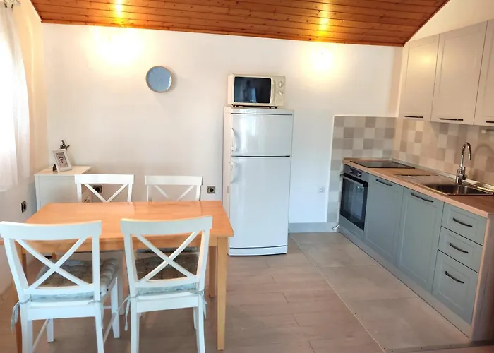 Seaside House Sparadici, Sibenik - 24313 펜션 *